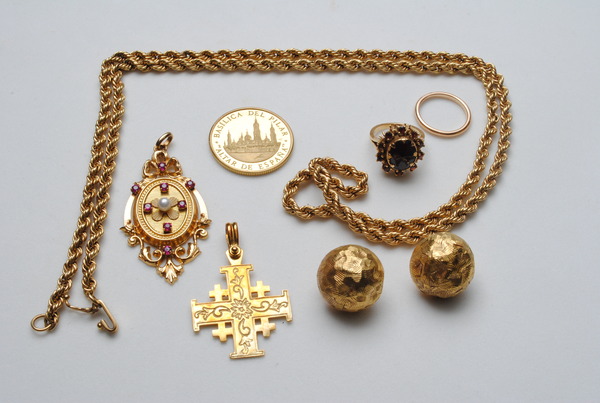 Subasta de Monte de Piedad de F. Ibercaja - Zaragoza