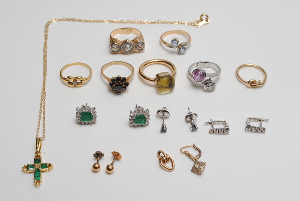 Subasta de Monte de Piedad de F. Ibercaja - Zaragoza