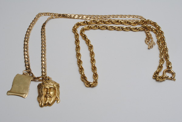 Subasta de Monte de Piedad de F. Ibercaja - Zaragoza