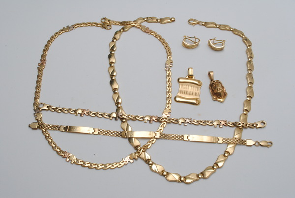 Subasta de Monte de Piedad de F. Ibercaja - Zaragoza